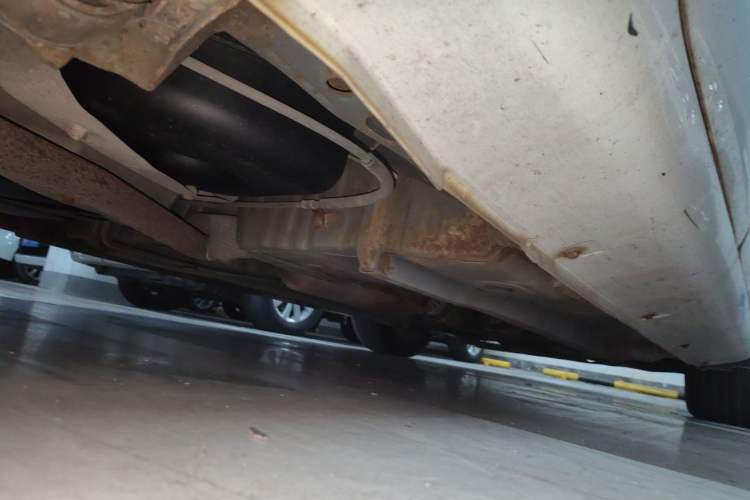 Used Geely Auto Classic Emgrand 2010 Sedan 1.8L Manual Luxury Model Chassis Rear Right