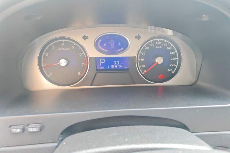 Used Geely Auto Classic Emgrand 2010 Hatchback 1.8L CVT Luxury Model Instrument Cluster