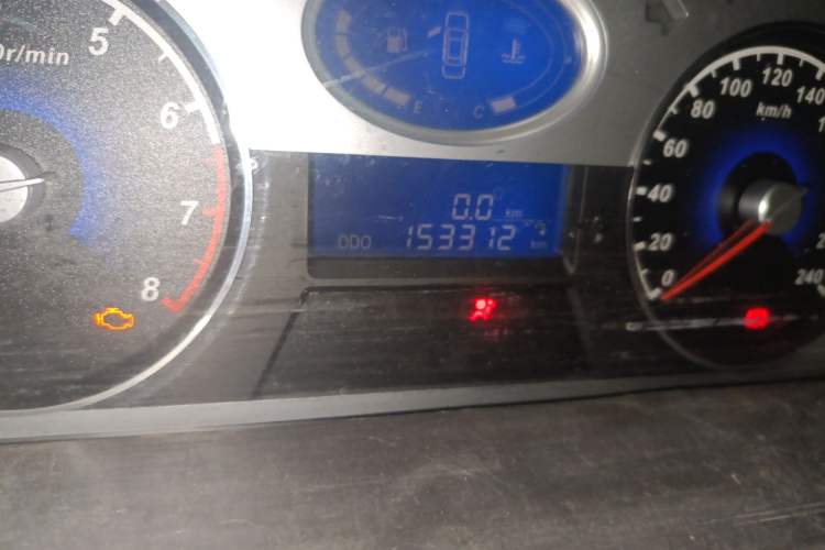 Used Geely Auto Classic Emgrand 2010 Hatchback 1.5L Manual Luxury Model Odometer Close Up