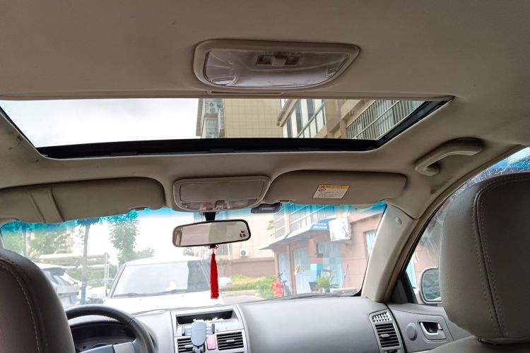 Used Geely Auto Classic Emgrand 2010 Sedan 1.8L Manual Standard Model Headliner