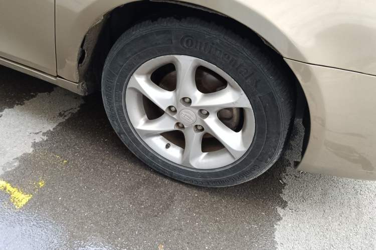 Used Geely Auto Classic Emgrand 2010 Sedan 1.8L Manual Standard Model Right Front Wheel Hub