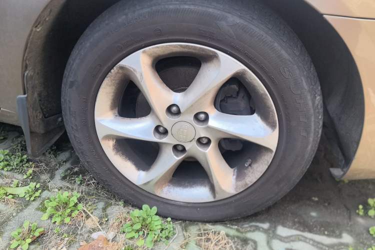 Used Geely Auto Classic Emgrand 2010 Sedan 1.8L CVT Luxury Model Right Front Wheel Hub