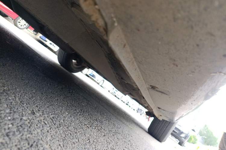 Used Geely Auto Classic Emgrand 2012 Sedan 1.8L Manual Comfort Model Chassis Front Left
