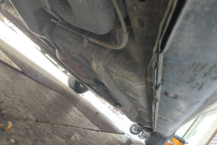 Used Geely Auto Classic Emgrand 2012 Sedan 1.5L Manual Comfort Model Chassis Rear Right