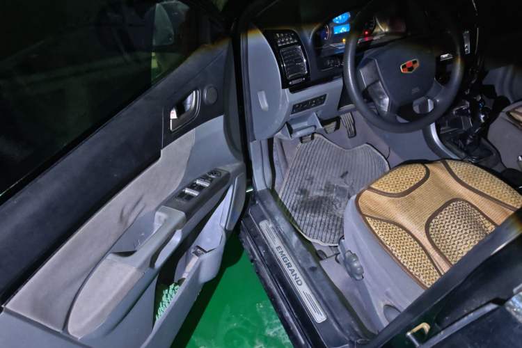 Used Geely Auto Classic Emgrand 2012 Sedan 1.5L Manual Chao Yue Huimin Model Driver Seat
