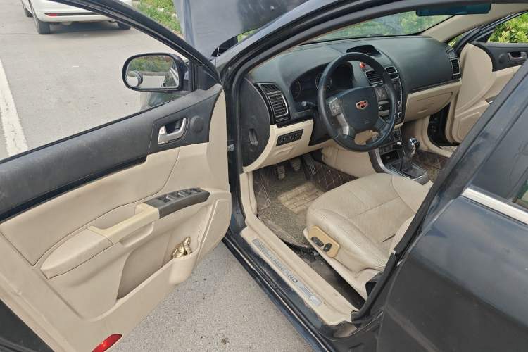 Used Geely Auto Classic Emgrand 2012 Sedan 1.8L Manual ESC Version Driver Seat