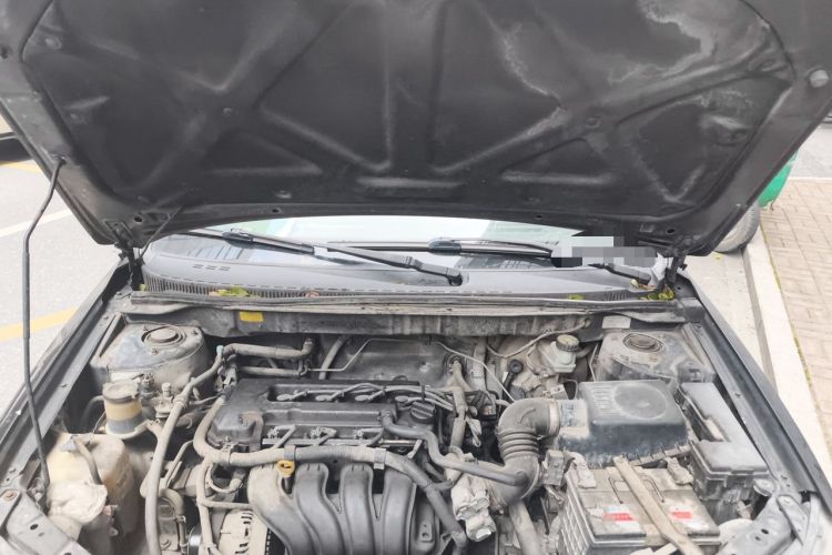 Used Geely Auto Classic Emgrand 2012 Sedan 1.5L Manual Chao Yue Model Engine Bay
