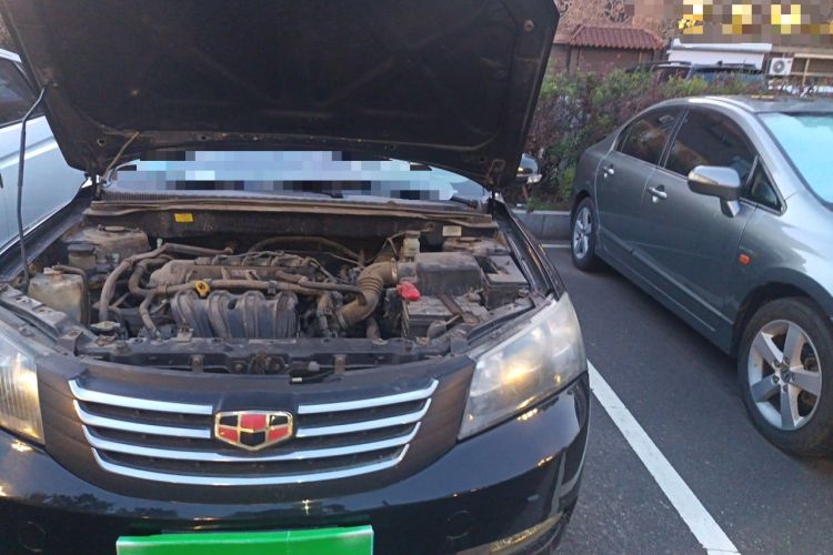 Used Geely Auto Classic Emgrand 2012 Sedan 1.5L Manual Chao Yue Model Engine Bay Left