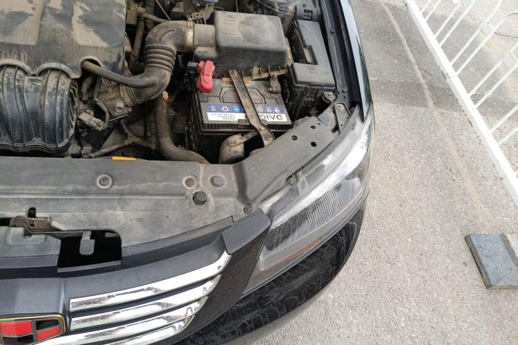 Used Geely Auto Classic Emgrand 2012 Sedan 1.8L Manual Comfort Model Engine Bay Left
