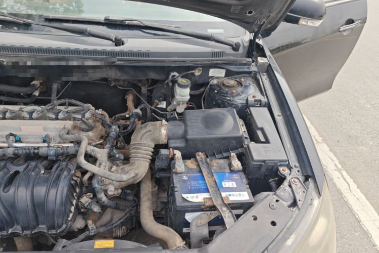 Used Geely Auto Classic Emgrand 2012 Sedan 1.8L Manual ESC Version Engine Bay Left