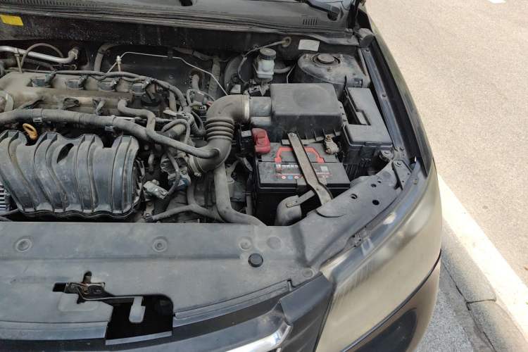 Used Geely Auto Classic Emgrand 2012 Sedan 1.5L Manual Comfort Model Engine Bay Left