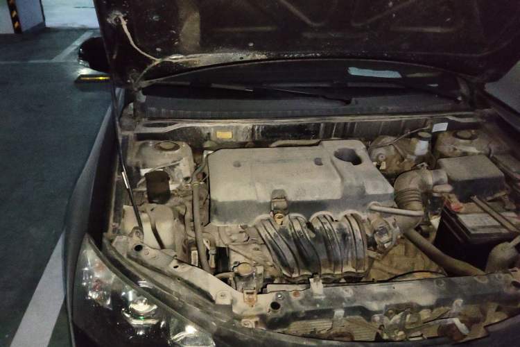 Used Geely Auto Classic Emgrand 2012 Sedan 1.5L Manual Standard Model Engine Bay Right