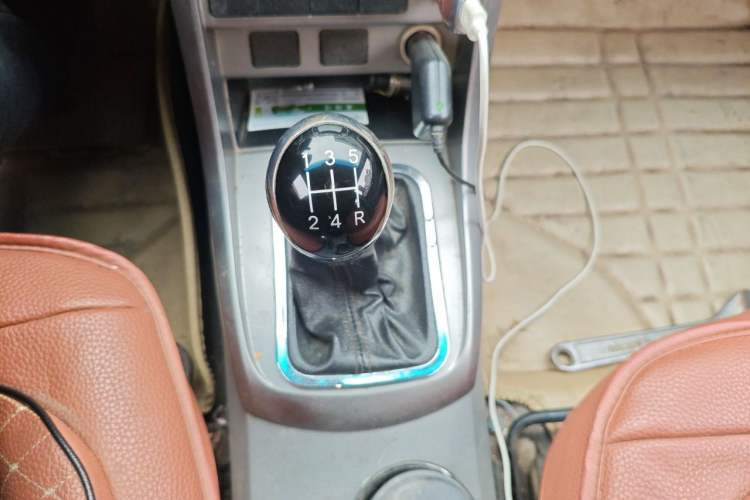 Used Geely Auto Classic Emgrand 2012 Sedan 1.5L Manual Chao Yue Huimin Model Gear Lever