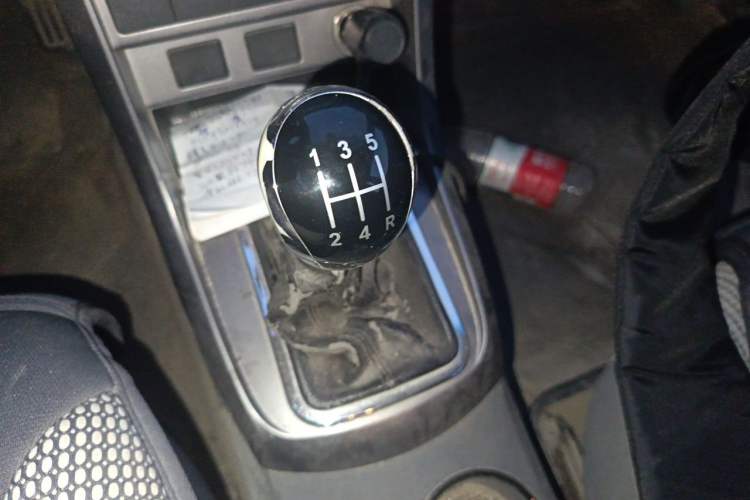 Used Geely Auto Classic Emgrand 2012 Sedan 1.5L Manual Chao Yue Model Gear Lever
