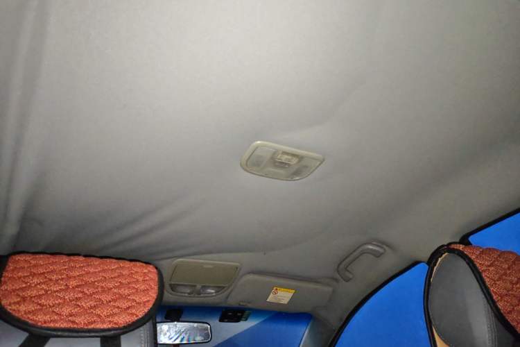Used Geely Auto Classic Emgrand 2012 Sedan 1.5L Manual Standard Model Headliner
