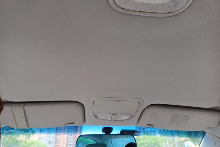 Used Geely Auto Classic Emgrand 2012 Sedan 1.8L Manual Comfort Model Headliner