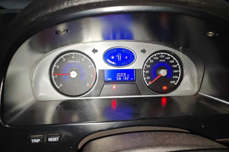 Used Geely Auto Classic Emgrand 2012 Sedan 1.5L Manual Standard Model Instrument Cluster