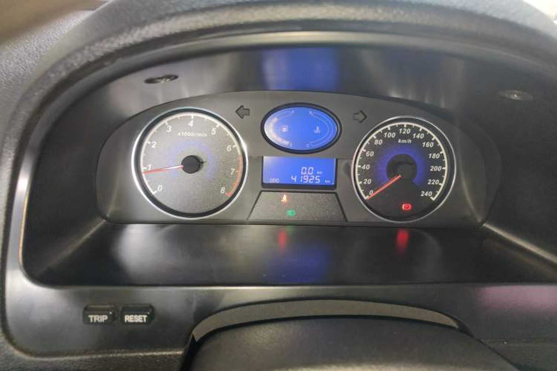 Used Geely Auto Classic Emgrand 2012 Sedan 1.5L Manual Comfort Model Instrument Cluster