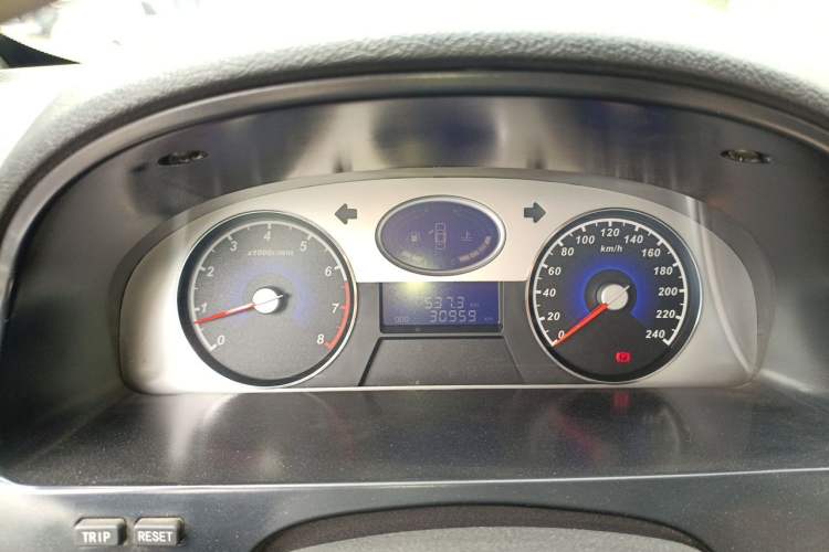 Used Geely Auto Classic Emgrand 2012 Sedan 1.8L Manual Comfort Model Instrument Cluster