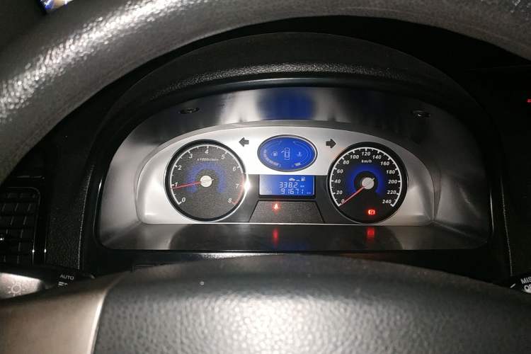 Used Geely Auto Classic Emgrand 2012 Sedan 1.8L Manual Comfort Model Instrument Cluster