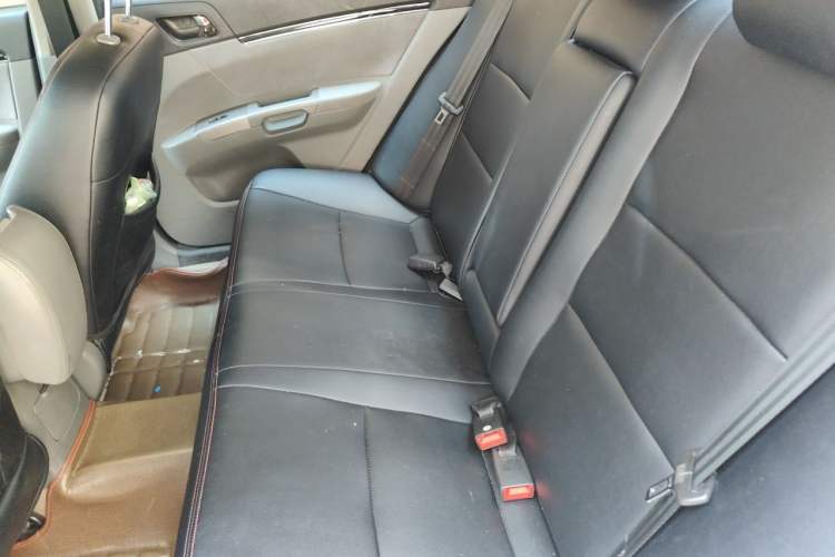 Used Geely Auto Classic Emgrand 2012 Sedan 1.5L Manual Comfort Model Left Rear Seat