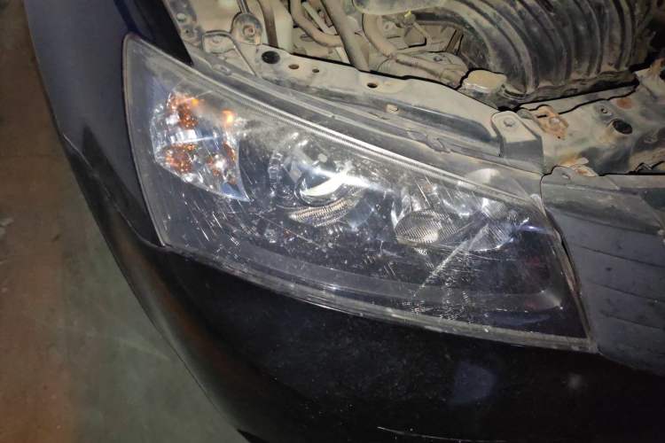 Used Geely Auto Classic Emgrand 2012 Sedan 1.5L Manual Standard Model Right Front Headlight