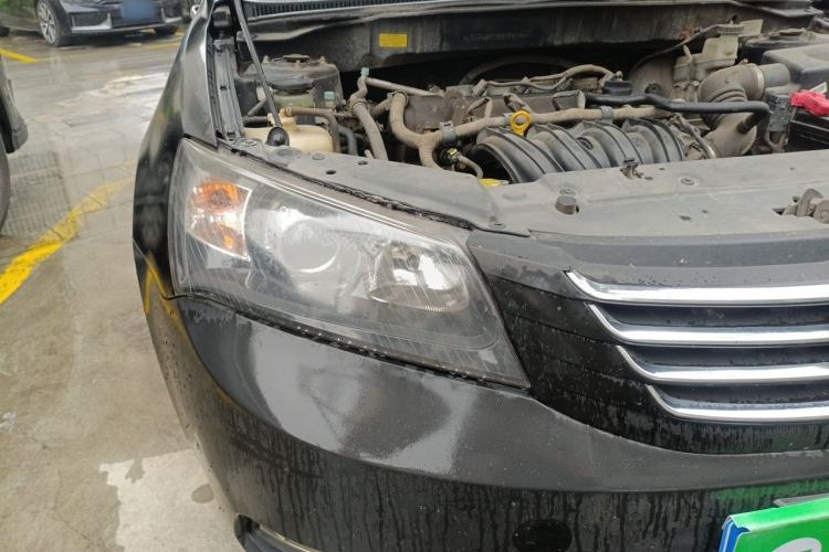 Used Geely Auto Classic Emgrand 2012 Sedan 1.8L Manual Luxury Model Right Front Headlight