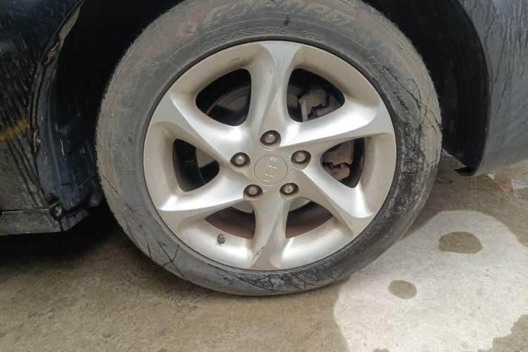 Used Geely Auto Classic Emgrand 2012 Sedan 1.8L Manual Luxury Model Right Front Wheel Hub