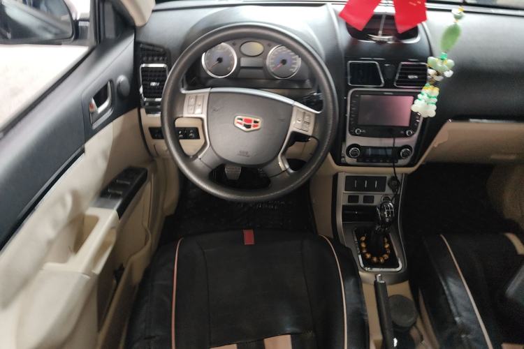 Used Geely Auto Classic Emgrand 2012 Sedan 1.5L Manual Comfort Model Steering Wheel