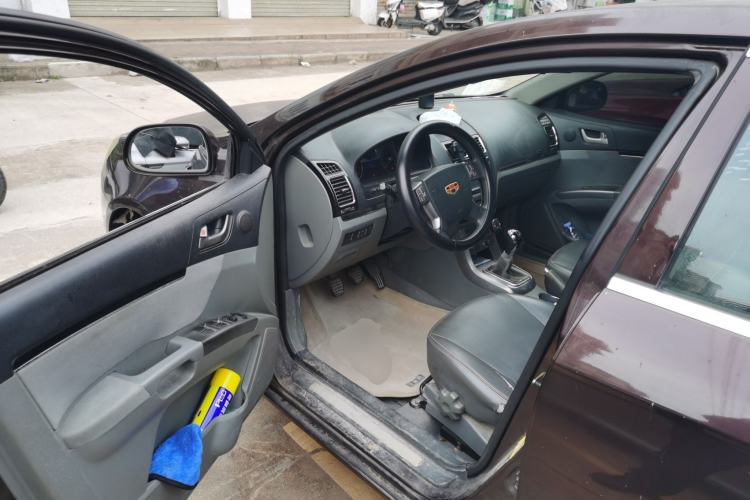 Used Geely Auto Classic Emgrand 2012 Sedan 1.5L Manual Chao Yue Model Driver Seat