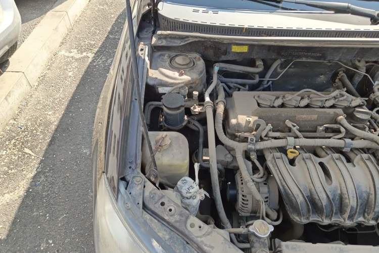 Used Geely Auto Classic Emgrand 2012 Sedan 1.5L Manual Chao Yue Huimin Model Engine Bay Right
