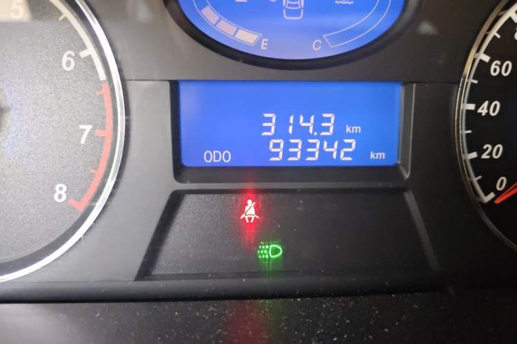 Used Geely Auto Classic Emgrand 2012 Sedan 1.5L Manual Chao Yue Huimin Model Odometer Close Up