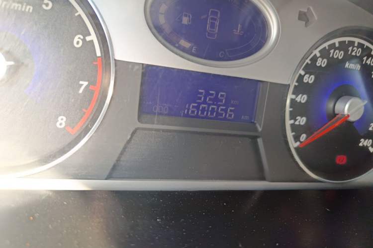 Used Geely Auto Classic Emgrand 2012 Sedan 1.5L Manual Chao Yue Huimin Model Odometer Close Up