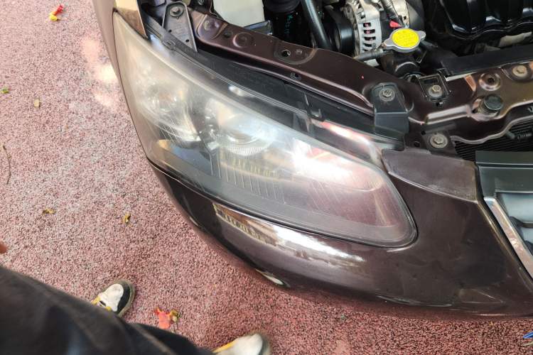 Used Geely Auto Classic Emgrand 2012 Hatchback 1.5L Manual Chao Yue Huimin Model Right Front Headlight
