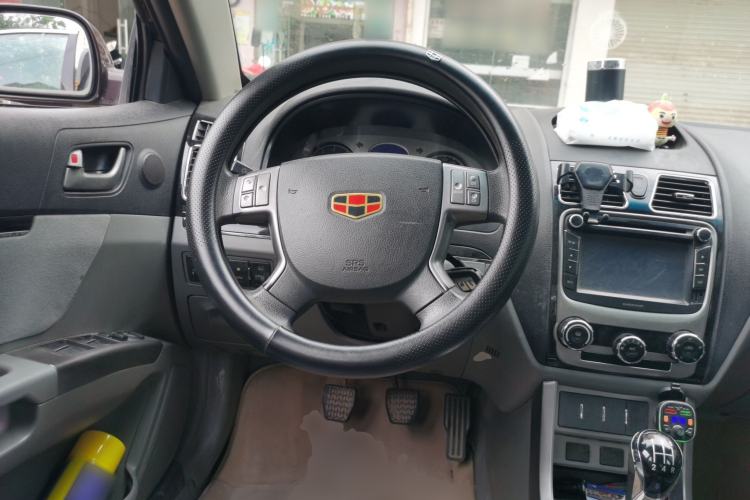 Used Geely Auto Classic Emgrand 2012 Sedan 1.5L Manual Chao Yue Model Steering Wheel