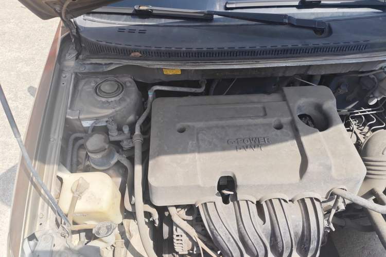 Used Geely Auto Classic Emgrand 2012 Sedan 1.8L Manual Luxury Model Engine Bay Right
