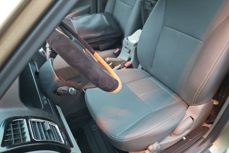 Used Geely Auto Classic Emgrand 2012 Sedan 1.8L Manual Comfort Model Left Front Seat
