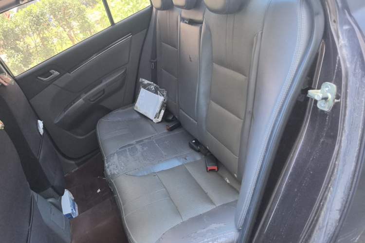 Used Geely Auto Classic Emgrand 2012 Sedan 1.8L Manual Luxury Model Left Rear Seat