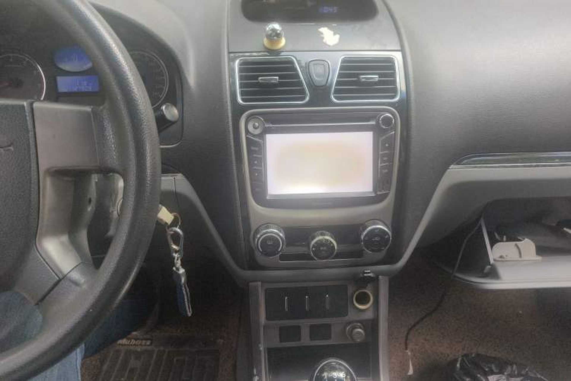 Used Geely Auto Classic Emgrand 2012 Sedan 1.5L Manual Chao Yue Model Audio And AC Panel