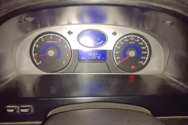 Used Geely Auto Classic Emgrand 2012 Sedan 1.5L Manual Comfort Model Odometer Close Up