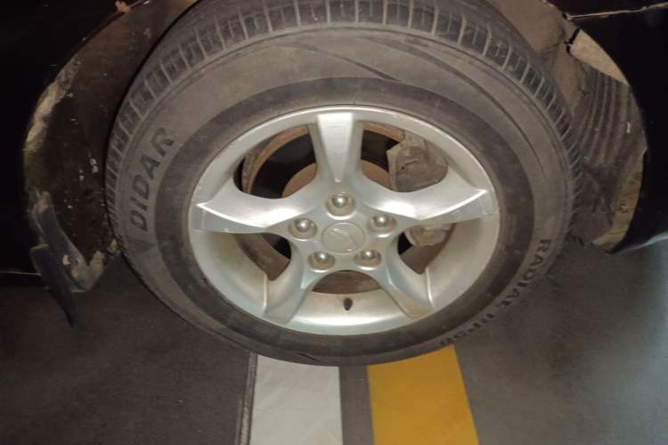 Used Geely Auto Classic Emgrand 2012 Sedan 1.5L Manual Comfort Model Right Front Wheel Hub