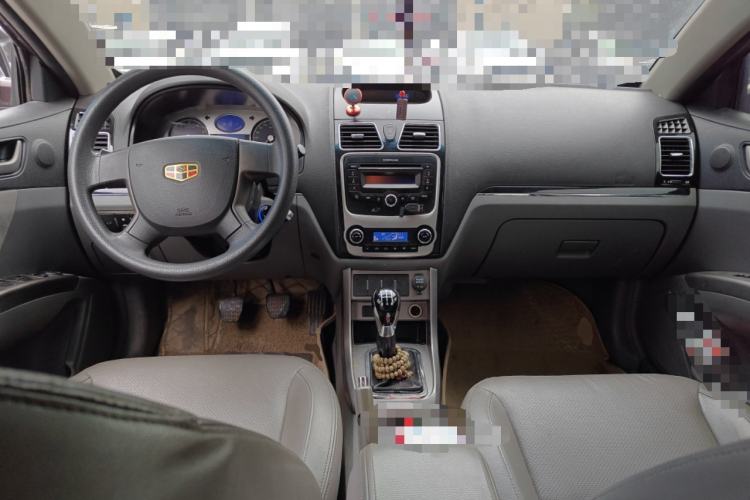 Used Geely Auto Classic Emgrand 2012 Sedan 1.5L Manual Standard Model Center Console