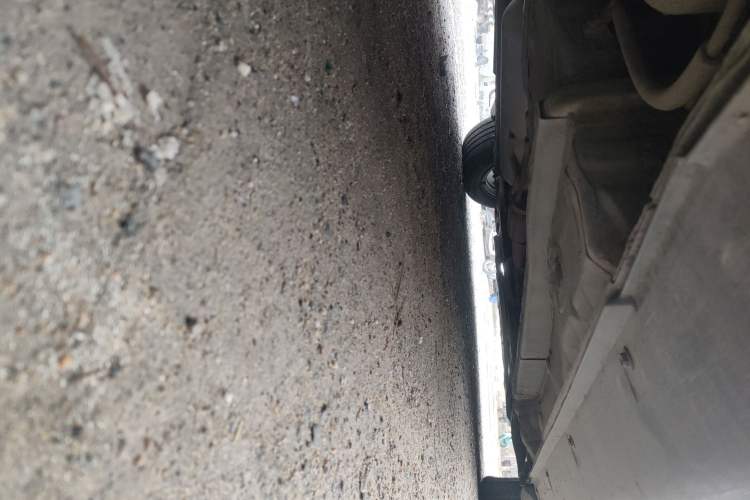 Used Geely Auto Classic Emgrand 2012 Sedan 1.5L Manual Comfort Model Chassis Rear Right