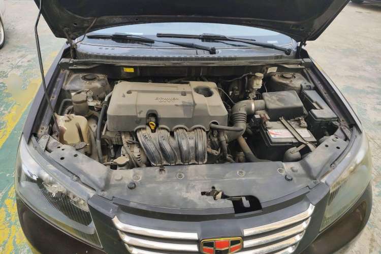 Used Geely Auto Classic Emgrand 2012 Sedan 1.8L Manual Luxury Model Engine Bay