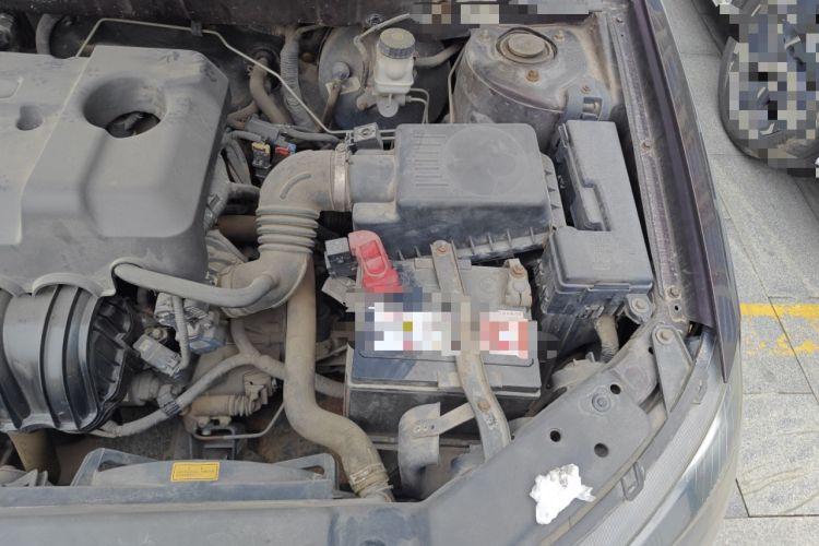 Used Geely Auto Classic Emgrand 2012 Sedan 1.5L Manual Standard Model Engine Bay Left