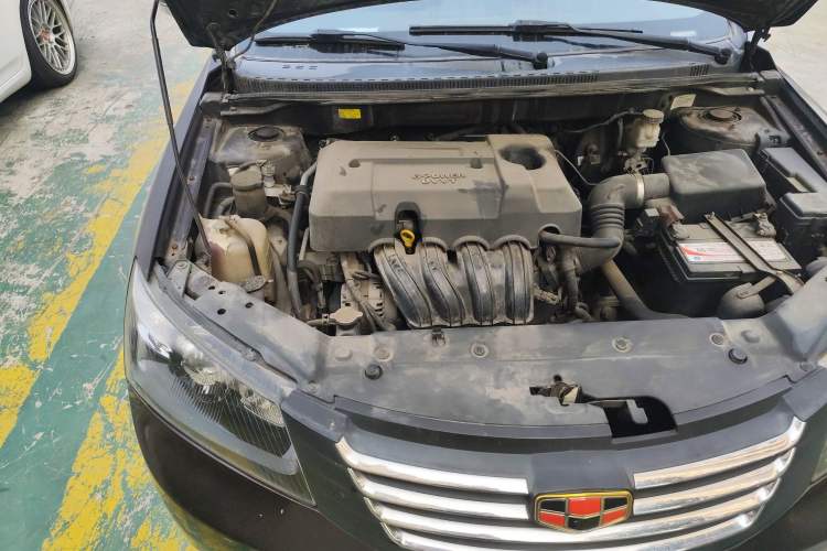 Used Geely Auto Classic Emgrand 2012 Sedan 1.8L Manual Luxury Model Engine Bay Right