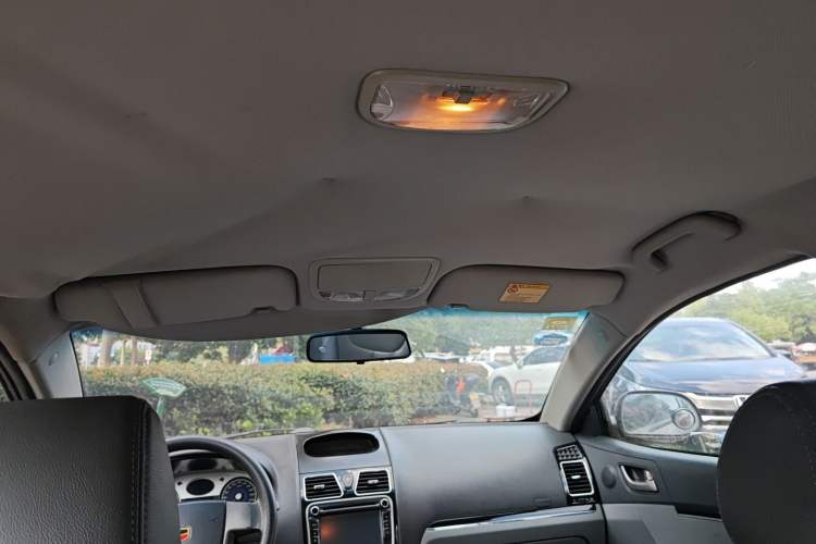 Used Geely Auto Classic Emgrand 2012 Sedan 1.5L Manual Chao Yue Huimin Model Headliner