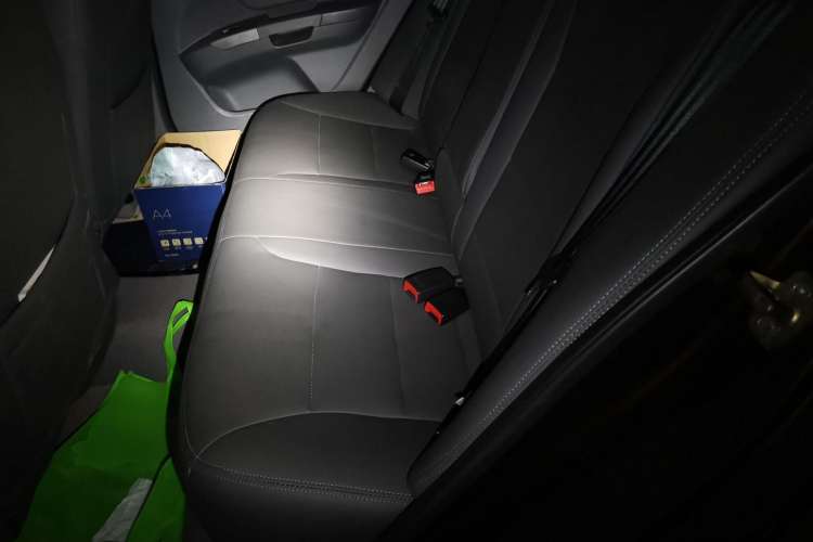 Used Geely Auto Classic Emgrand 2012 Hatchback 1.8L CVT Luxury Model Left Rear Seat