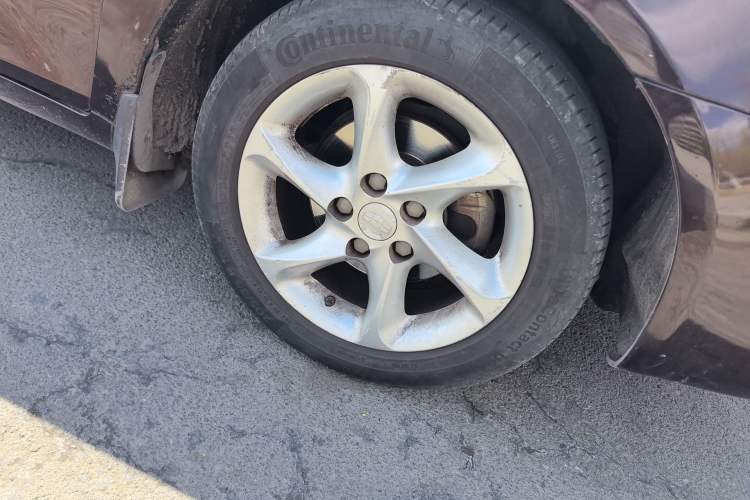Used Geely Auto Classic Emgrand 2012 Sedan 1.8L Manual Luxury Model Right Front Wheel Hub