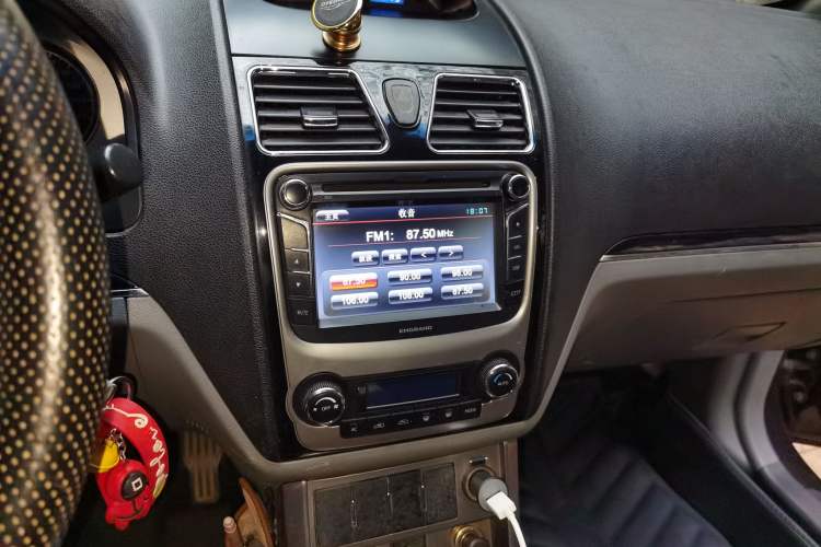 Used Geely Auto Classic Emgrand 2012 Sedan 1.5L Manual Chao Yue Huimin Model Audio And AC Panel